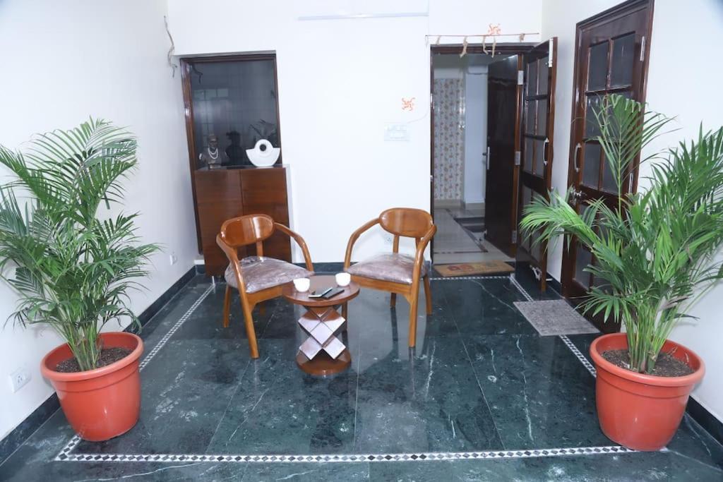 Divine India Service Apartment 3Bhk,B57 Sarita Vihar,Apollo Nova Deli Exterior foto