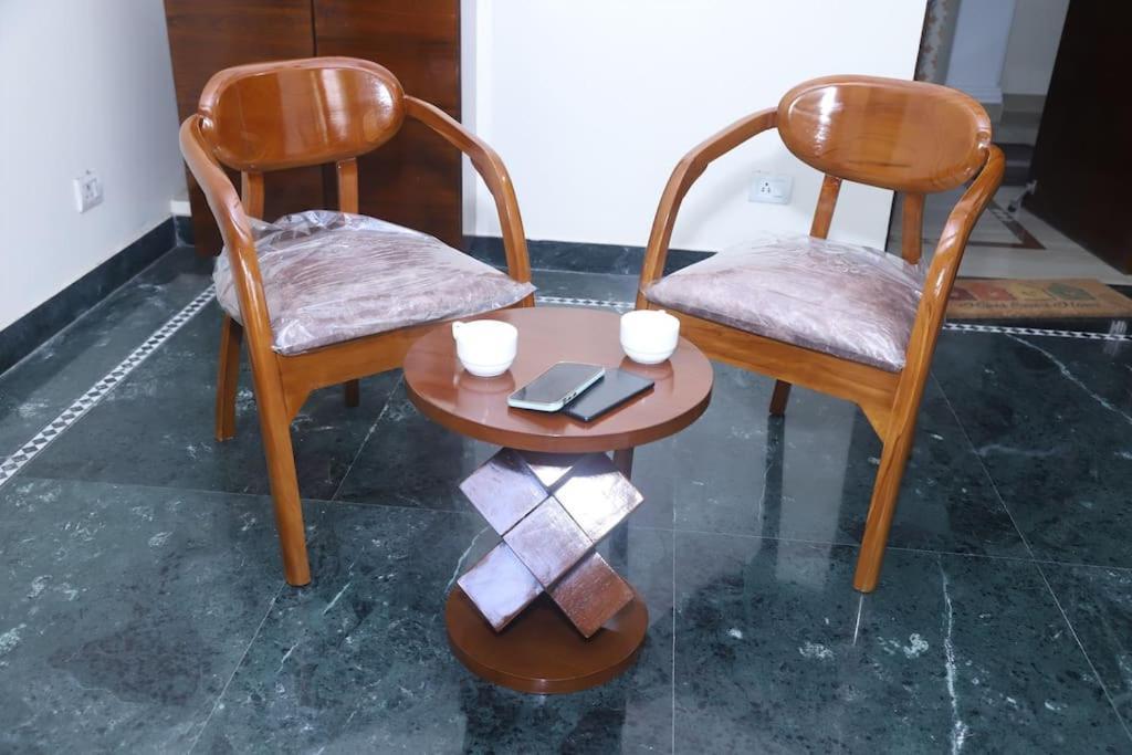 Divine India Service Apartment 3Bhk,B57 Sarita Vihar,Apollo Nova Deli Exterior foto