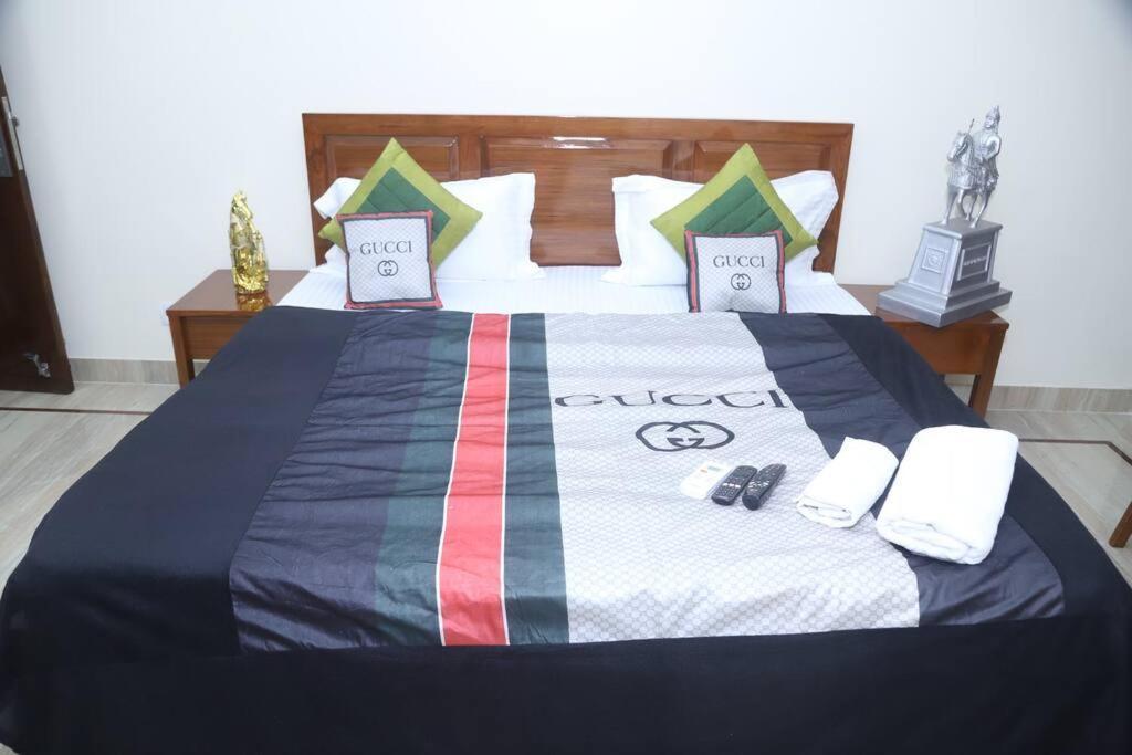 Divine India Service Apartment 3Bhk,B57 Sarita Vihar,Apollo Nova Deli Exterior foto