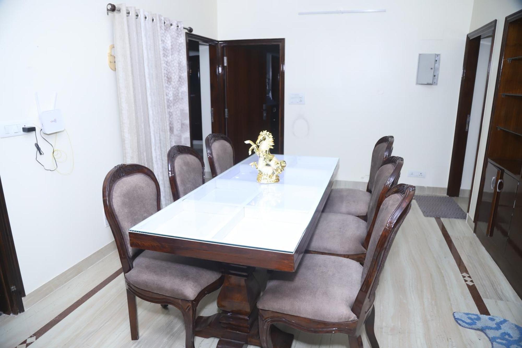 Divine India Service Apartment 3Bhk,B57 Sarita Vihar,Apollo Nova Deli Exterior foto