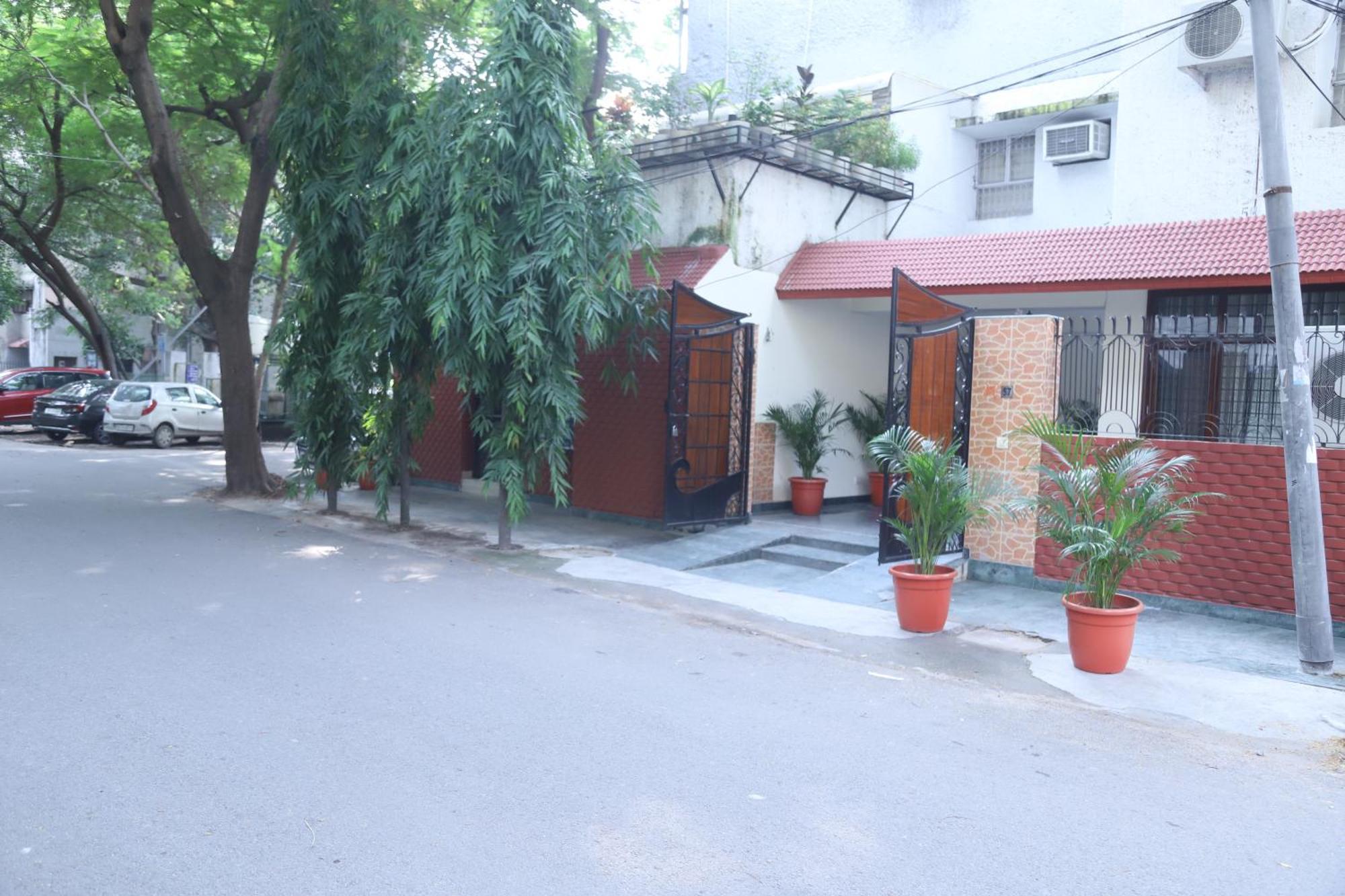 Divine India Service Apartment 3Bhk,B57 Sarita Vihar,Apollo Nova Deli Exterior foto