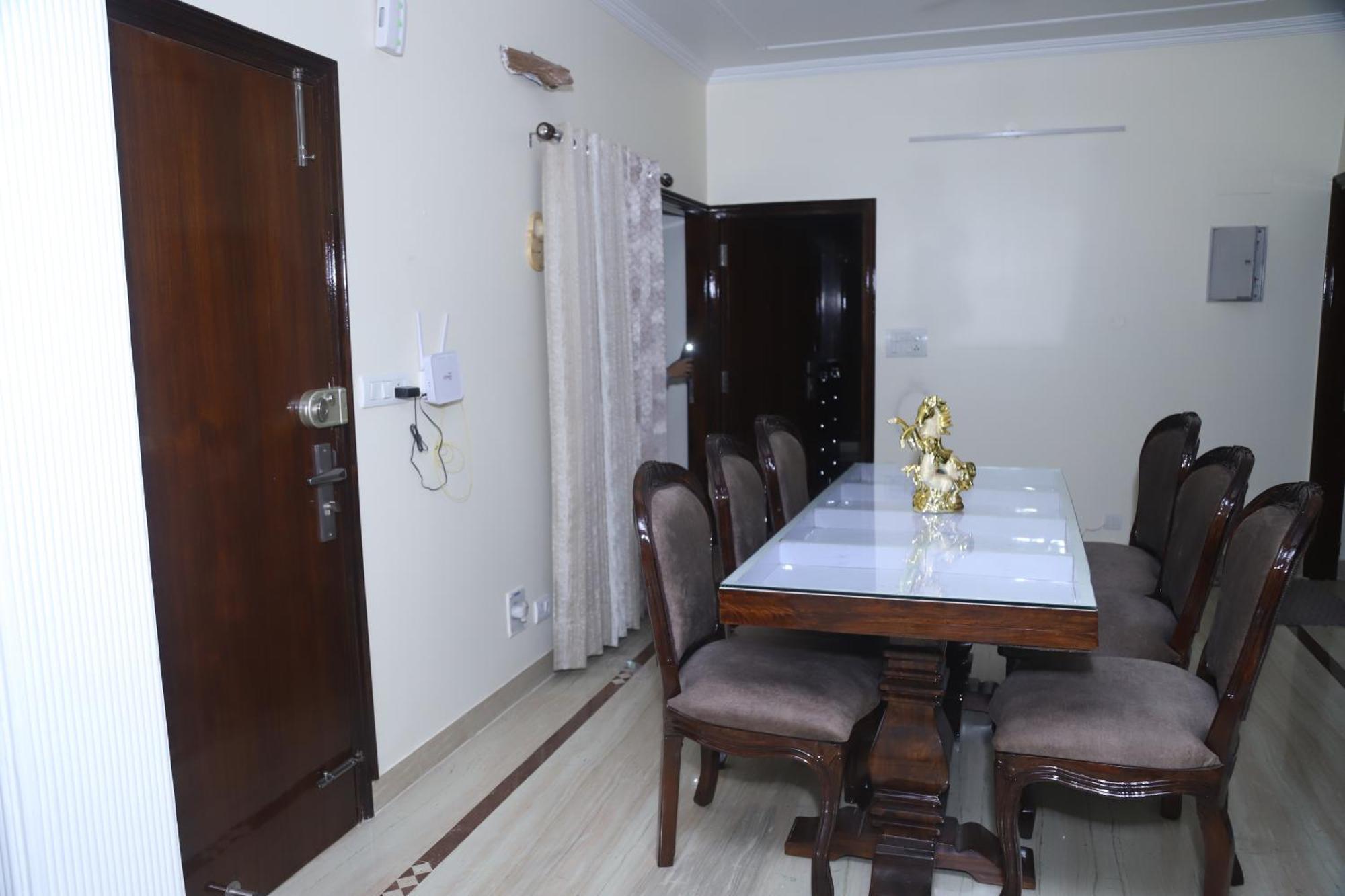 Divine India Service Apartment 3Bhk,B57 Sarita Vihar,Apollo Nova Deli Exterior foto