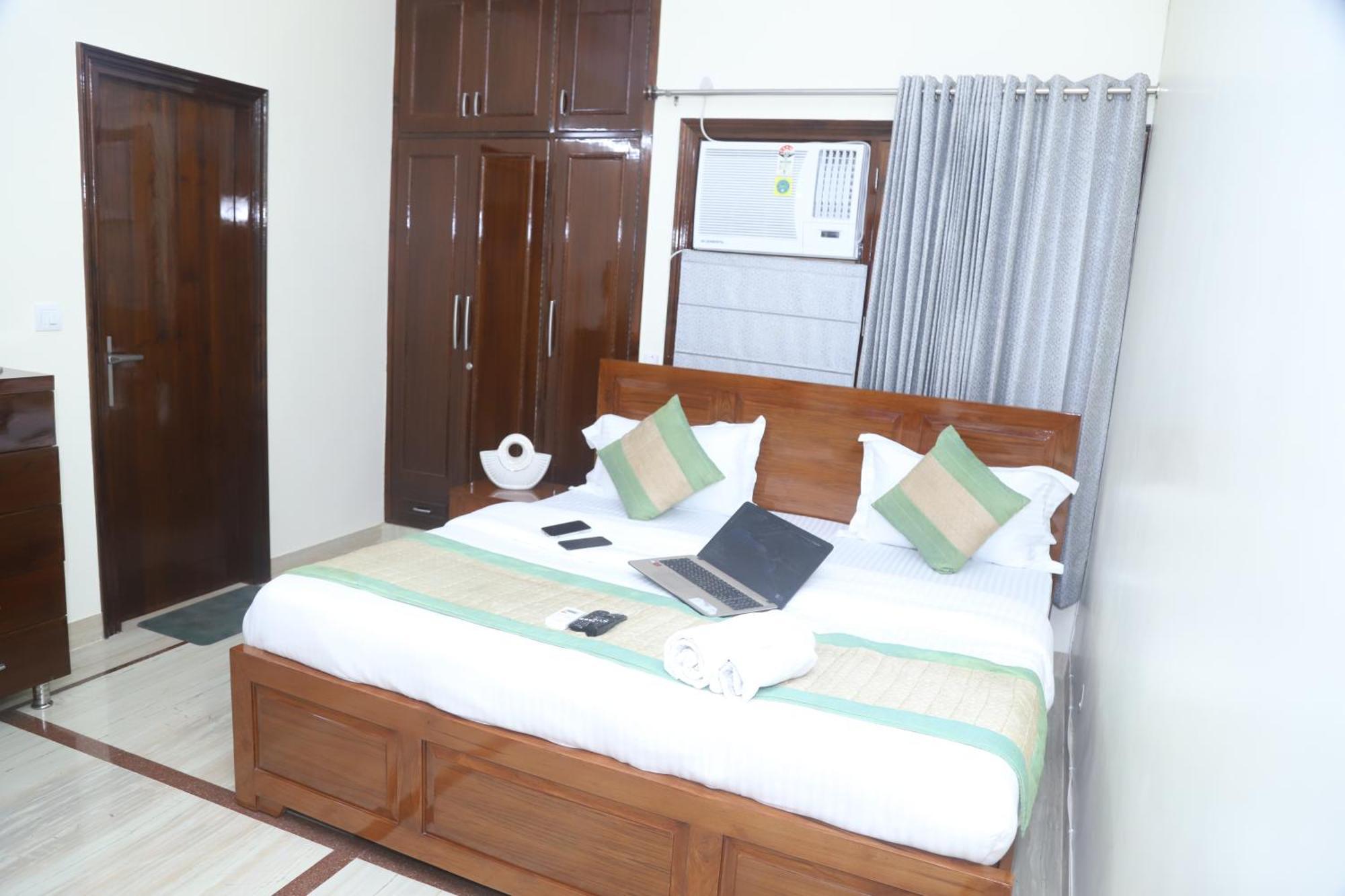 Divine India Service Apartment 3Bhk,B57 Sarita Vihar,Apollo Nova Deli Exterior foto